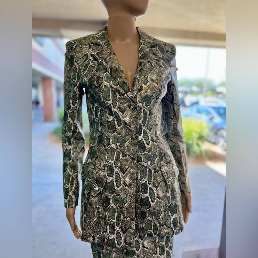 Python Faux-Leather Blazer Jacket - Picture 4 of 8